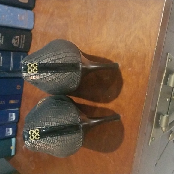 Authentic Coach Ellin Embs Shoes - Picture 2 of 7